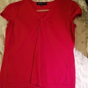 Red Jones New York Capped Sleeved Top